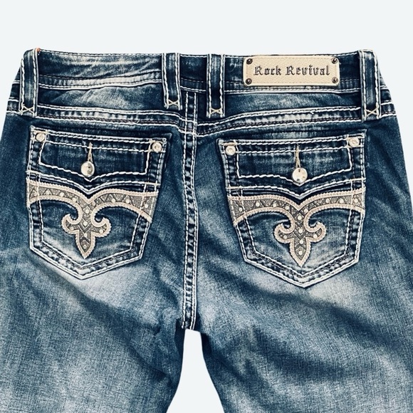 Rock Revival Mid Rise Curvy Capri Jean Audrina Wash Embroidery Rhinestones Sz 28 - Picture 7 of 16